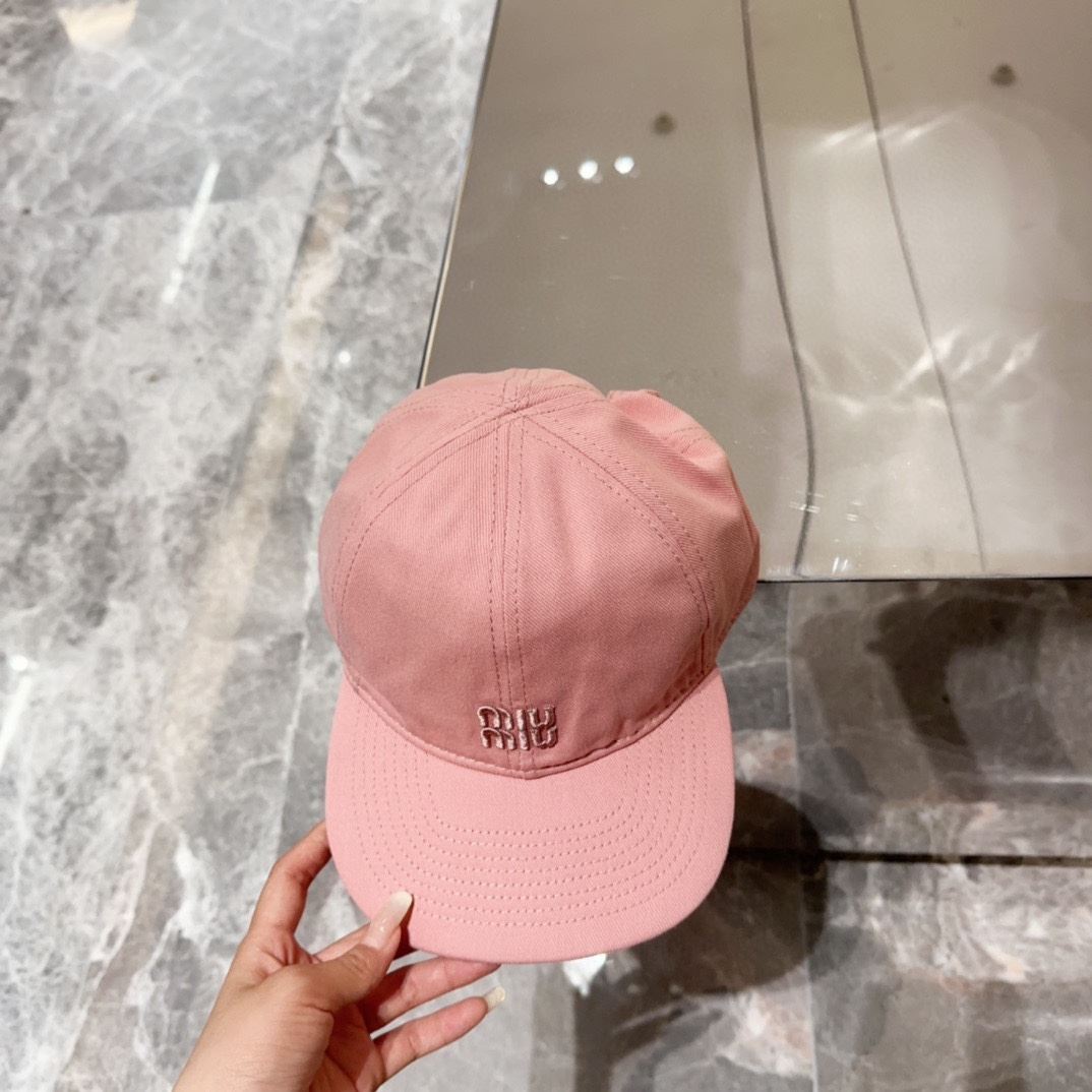 Miu Miu Caps